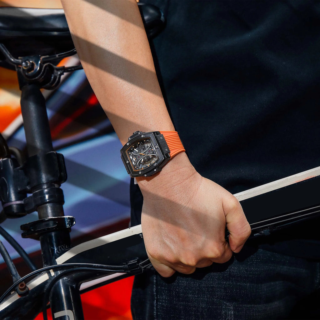 MEGIR 8109G Waterproof Tonneau Wristwatch Silicone Strap 8109 Quartz Watch Men Luminous Hands Alloy Case Fashion Male Watches