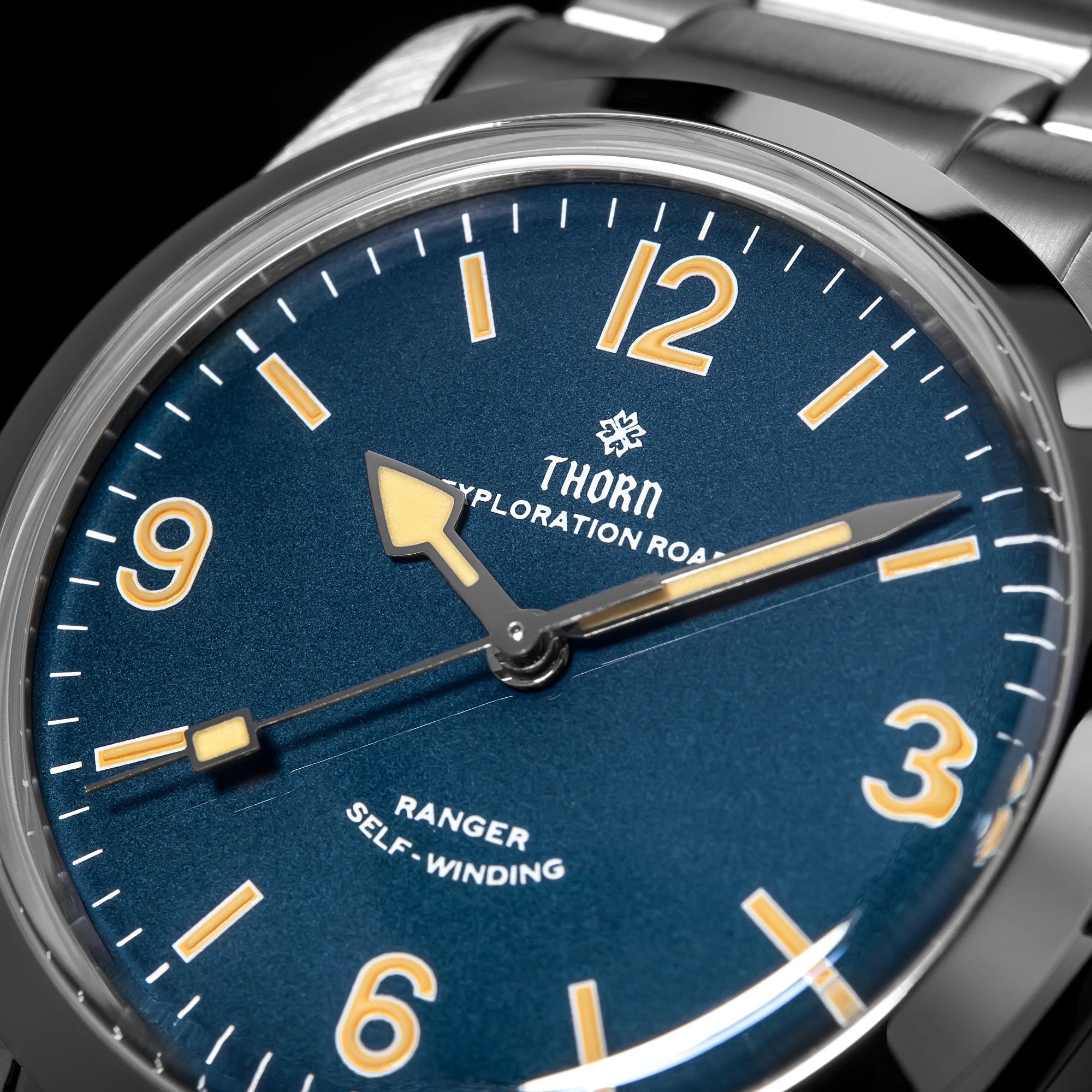 THORN 34mm Pays Tribute to Gold Retro Age Unisex Pt5000 Automatic Movement Watch